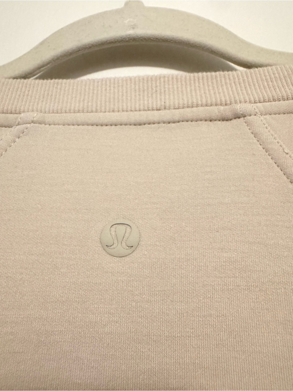 Lululemon Softstreme Ribbed-Hem Pullover - Picture 6 of 6